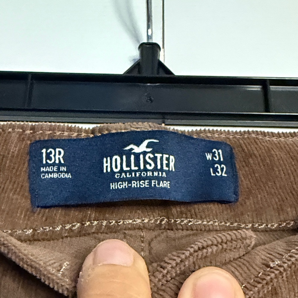Hollister High-Rise Brown Corduroy Flare Pants size 13R - Picture 2 of 7